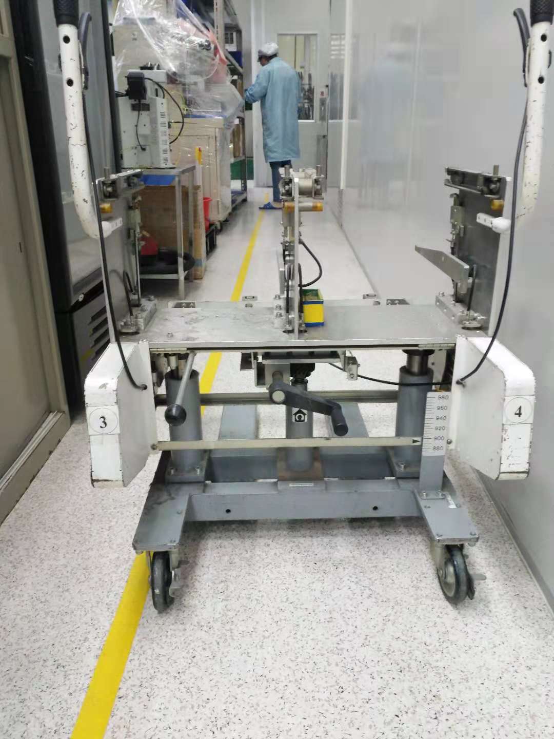 NXT双模组周转车