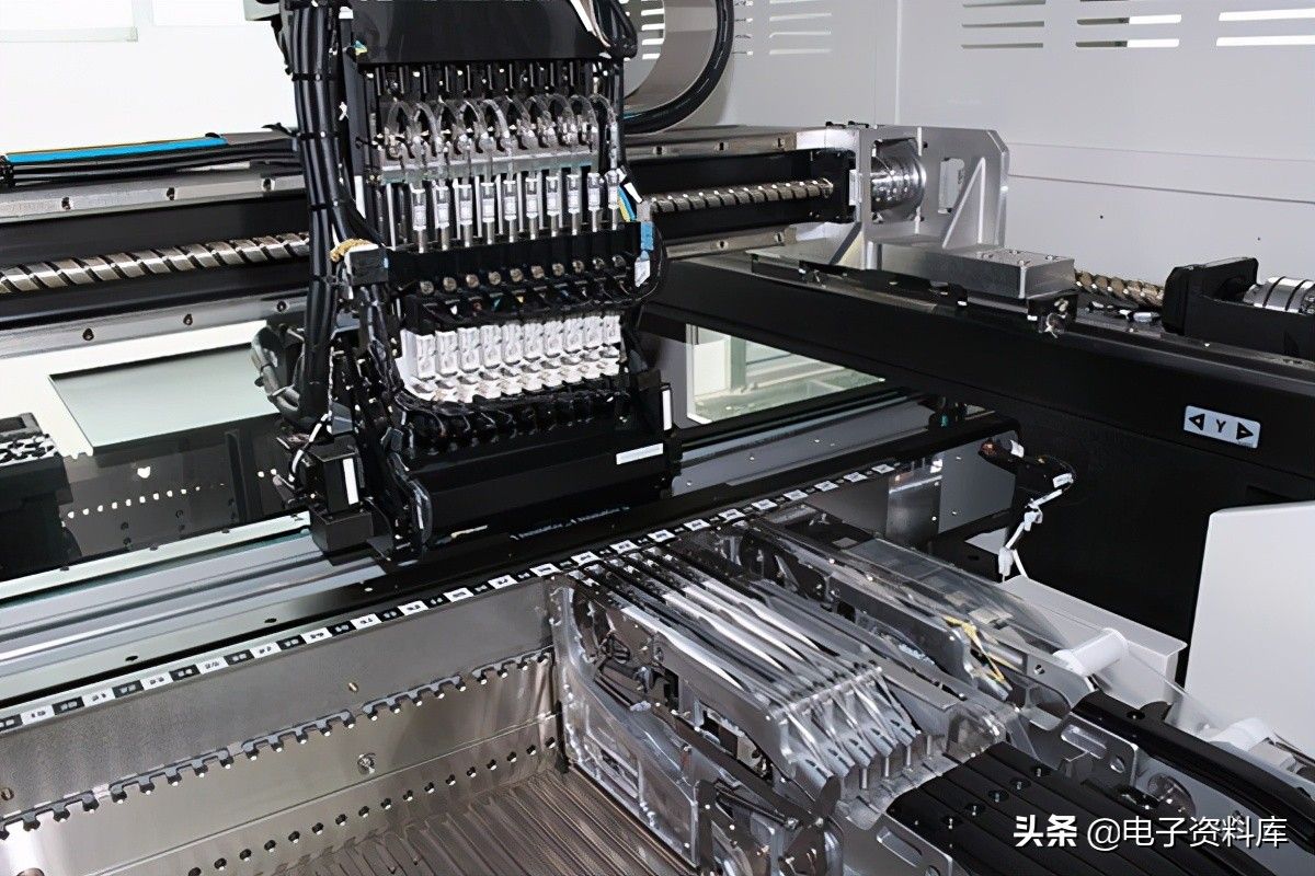 PCB组装（PCBA）：4个步骤和所需的相关机器